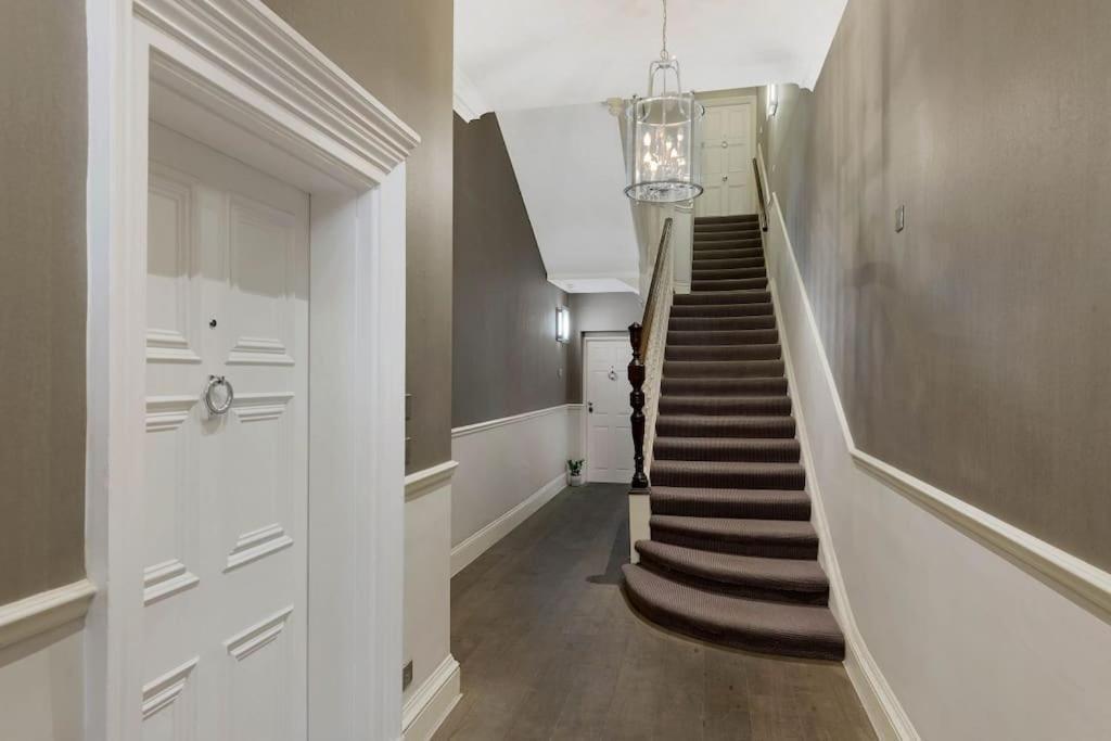 Wonderful Knightsbridge Apartment By Harrods London Exteriör bild